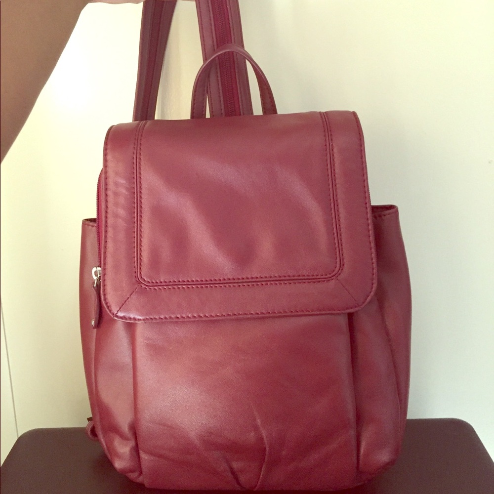 Wilsons Leather Genuine Leather Bag